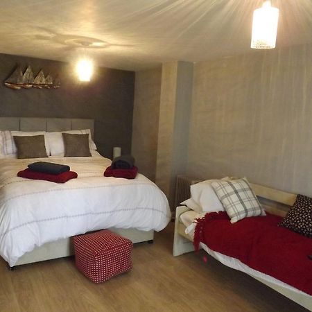 The Swallows Guest House New Quay  Exterior foto