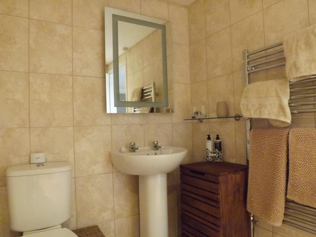 The Swallows Guest House New Quay  Zimmer foto